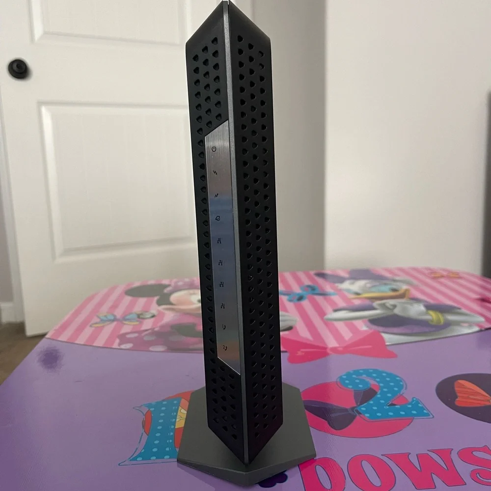 NETGEAR° Nighthawk Bundle- Modem and Smart Router - Picture 13 of 13